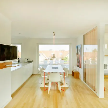 Penthouse@the Sea Шарбойц